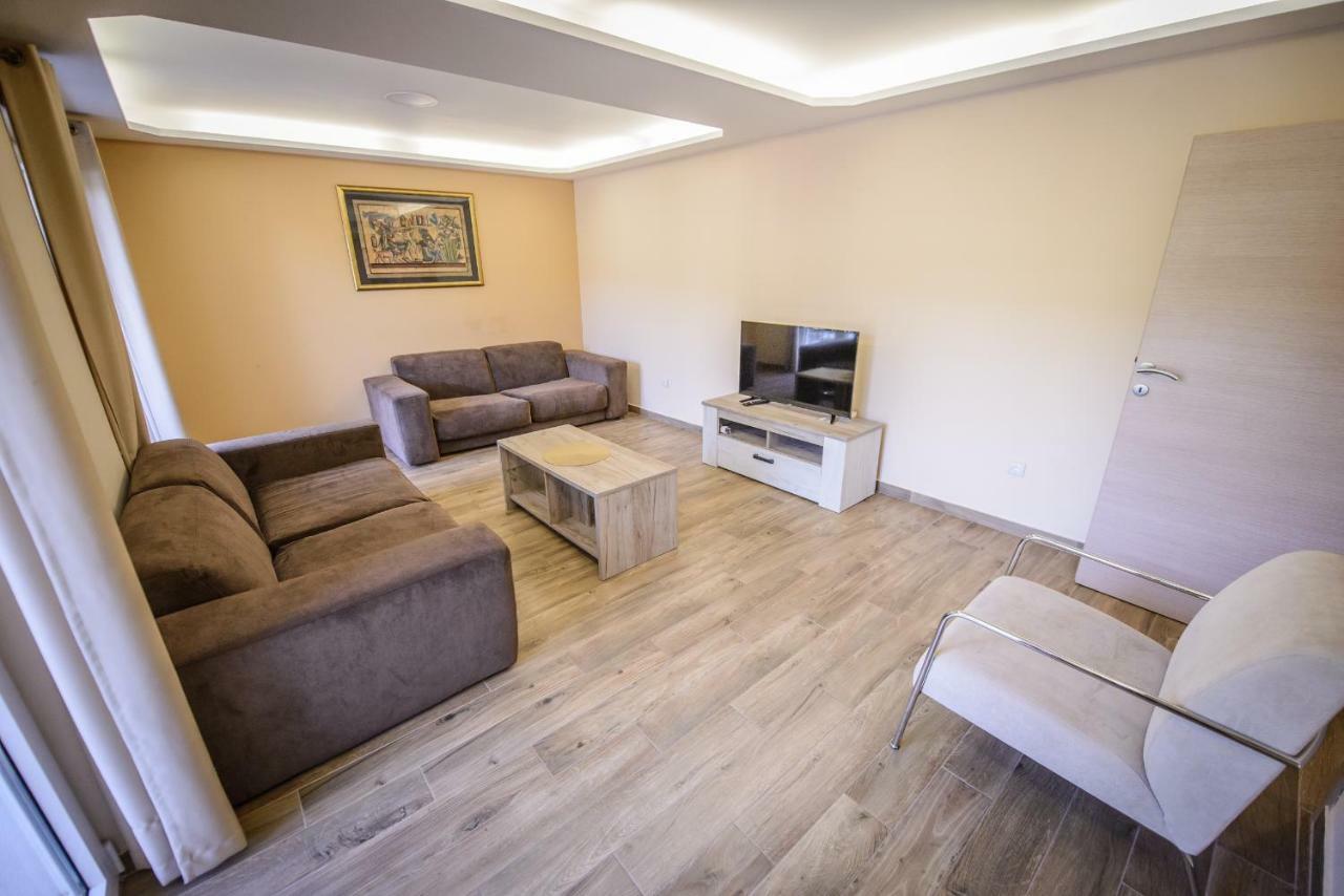 Apartment Vrutak Kotor Eksteriør billede