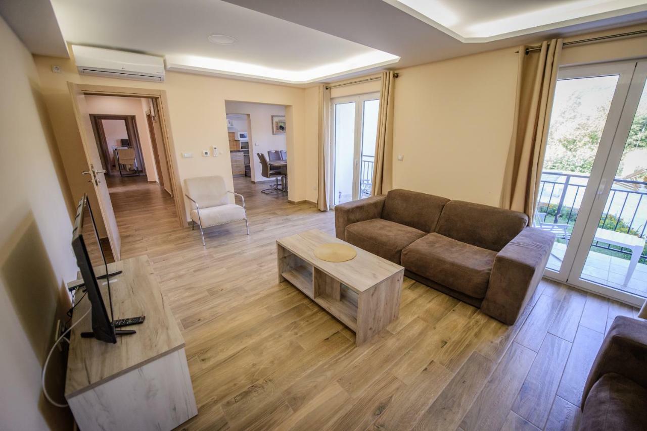 Apartment Vrutak Kotor Eksteriør billede