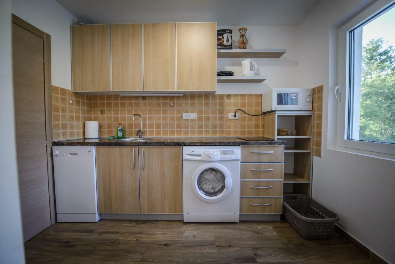 Apartment Vrutak Kotor Eksteriør billede